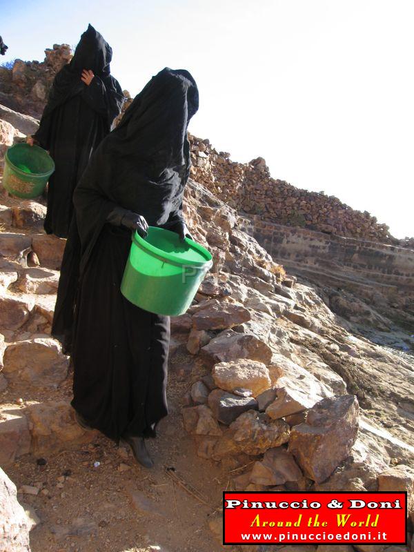 Yemen - Shahara Village - 19.jpg